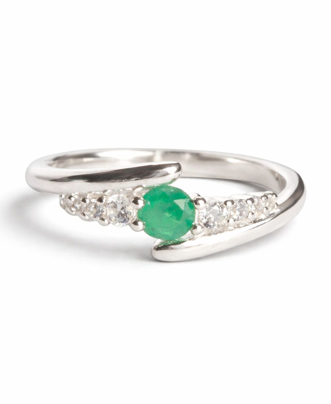 Destino esmeralda anillo