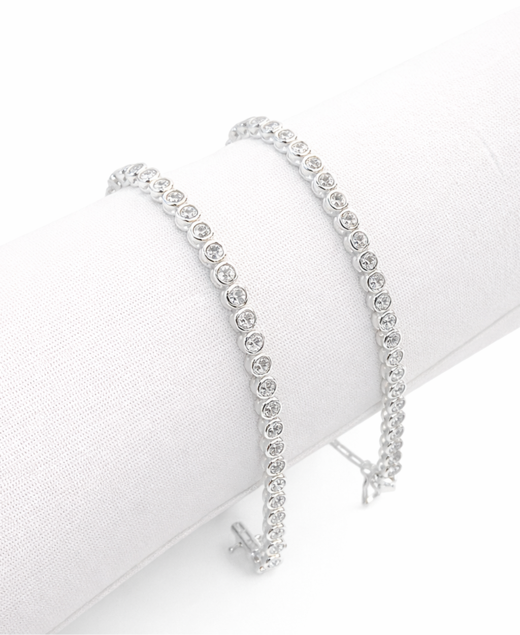 Pulsera tenis blanca circular