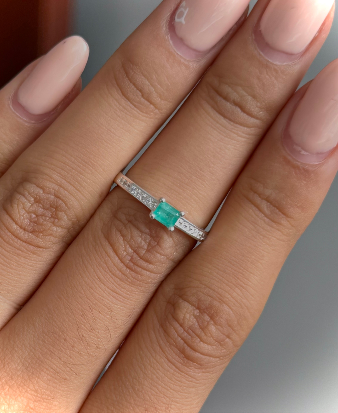 Clásico verde anillo