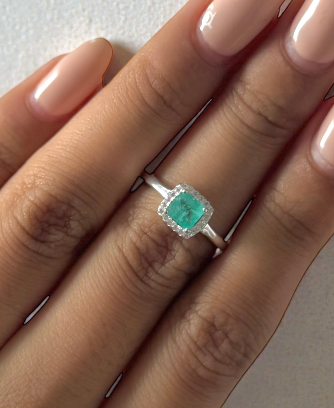 Esmeralda cuadrado anillo