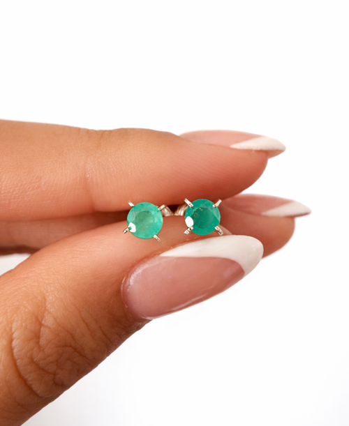 Aretes topitos reina esmeralda