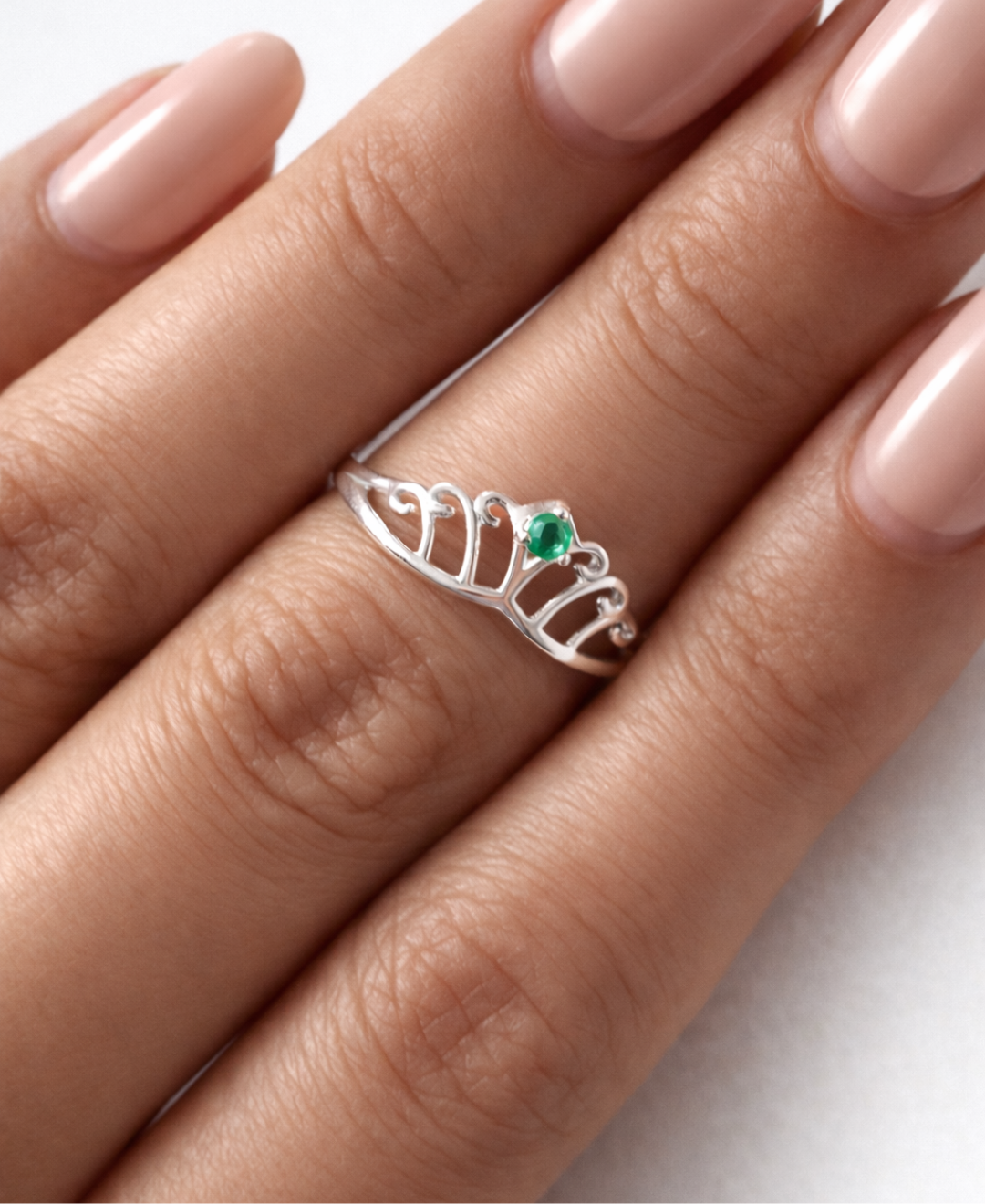 Corona real verde anillo