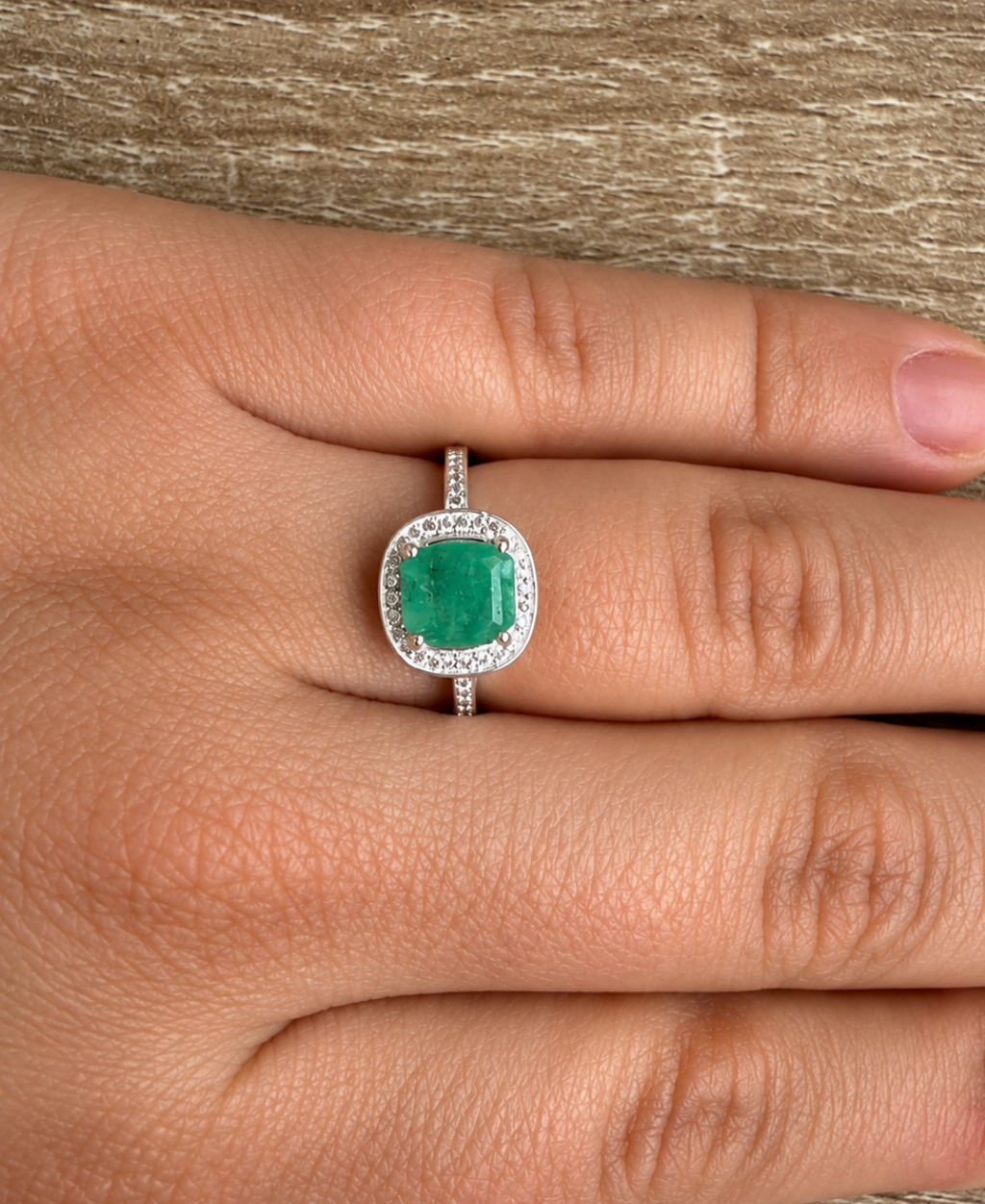 Fiorella Verde Exclusive