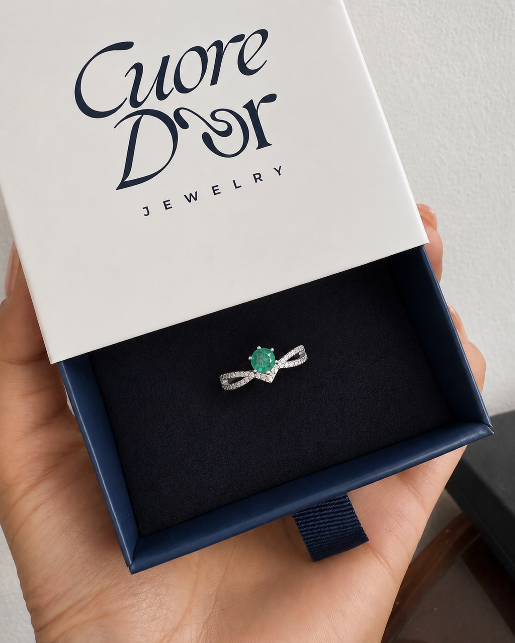Raiz eterna Anillo
